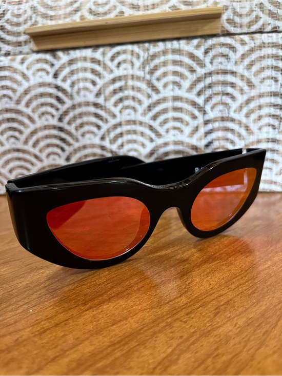 KENZO Black Cat-Eye Sunglasses with Orange-Red Mirrored Lenses main image 8